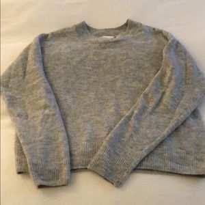 H&M grey sweater